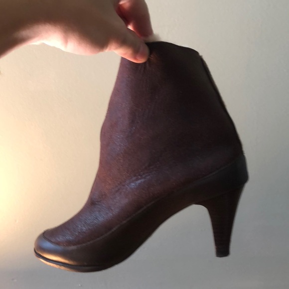 Amati Italian Womens Leather Booties - Picture 2 of 2